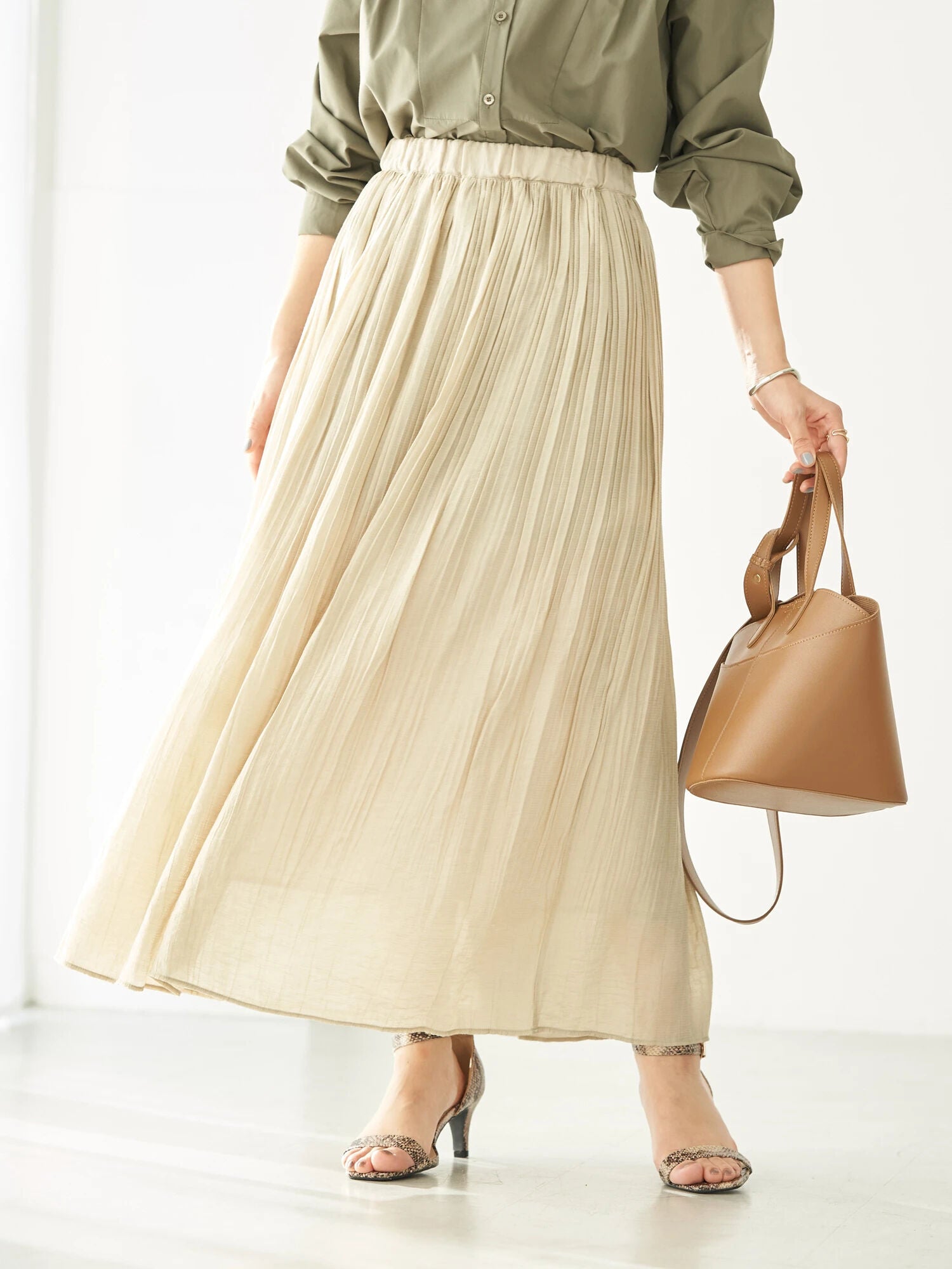 Shinju Erasing Pleated Skirt