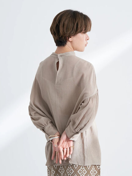 Yoryu High Neck Blouse