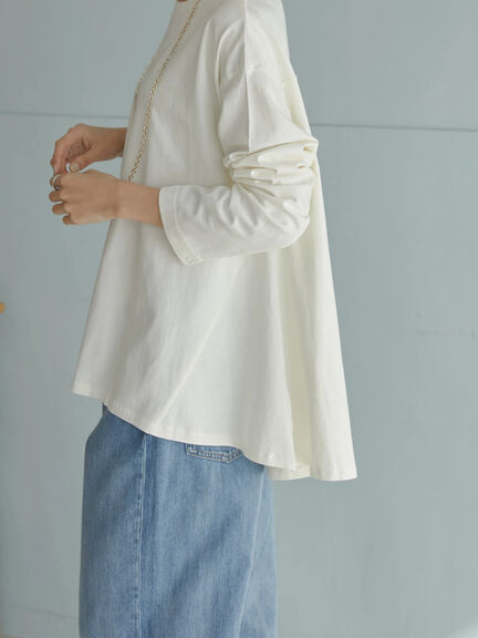 Adsila Back Flared Cut Pullover