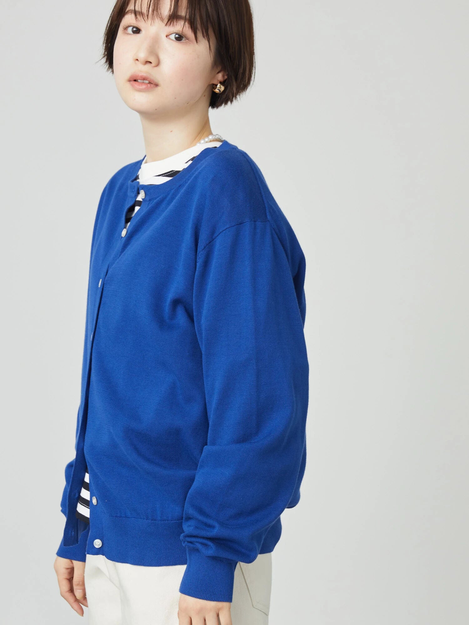 Tevy Crew Neck Knit Cardigan