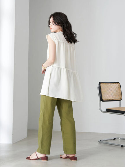 Bay Front Tuck Blouse