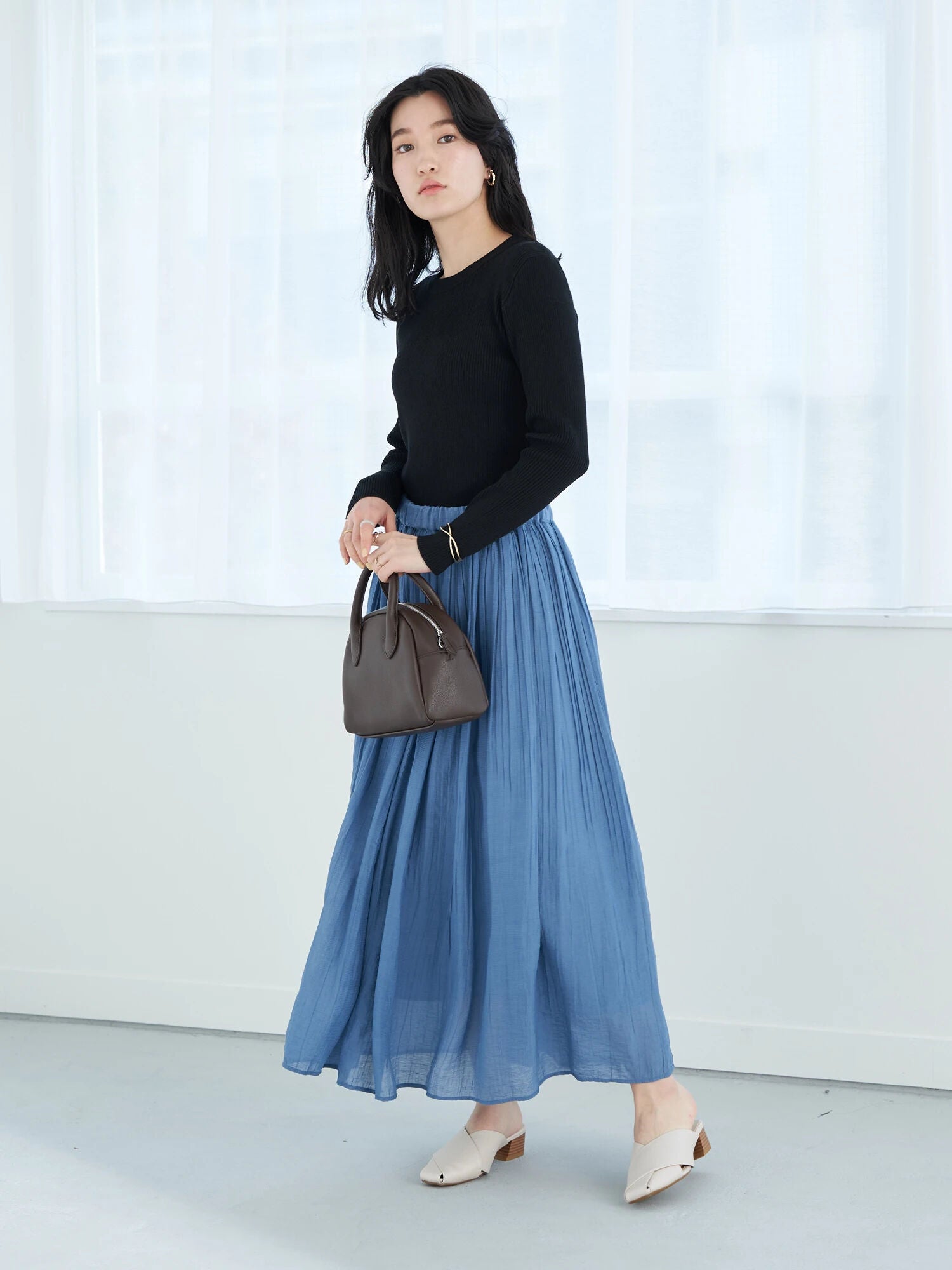 Shinju Erasing Pleated Skirt