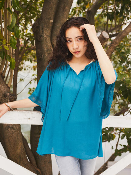 Tunik Lengan Pendek Modern-Kampeen Flared Sleeve Blouse