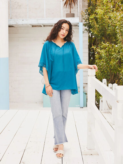 Tunik Lengan Pendek Modern-Kampeen Flared Sleeve Blouse