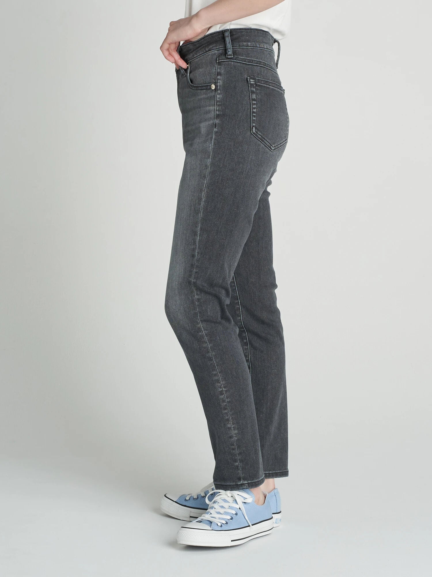 Greta Cigarette Denim Pants