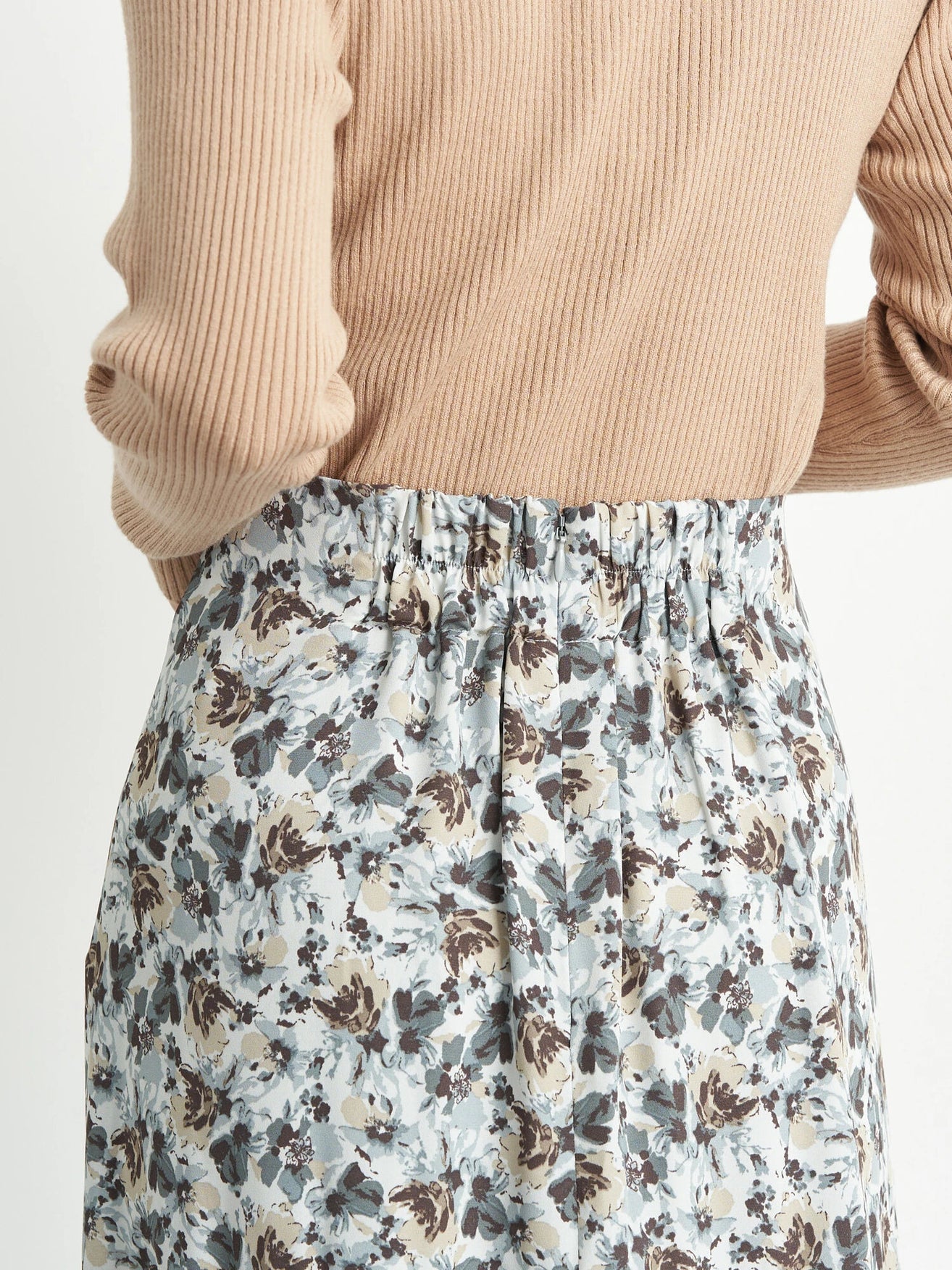 Cathy Flower Switching Flared Skirt