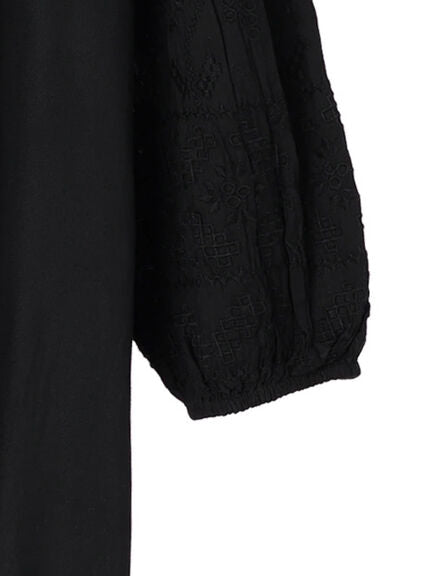 Tendo Sleeve Lace Dress