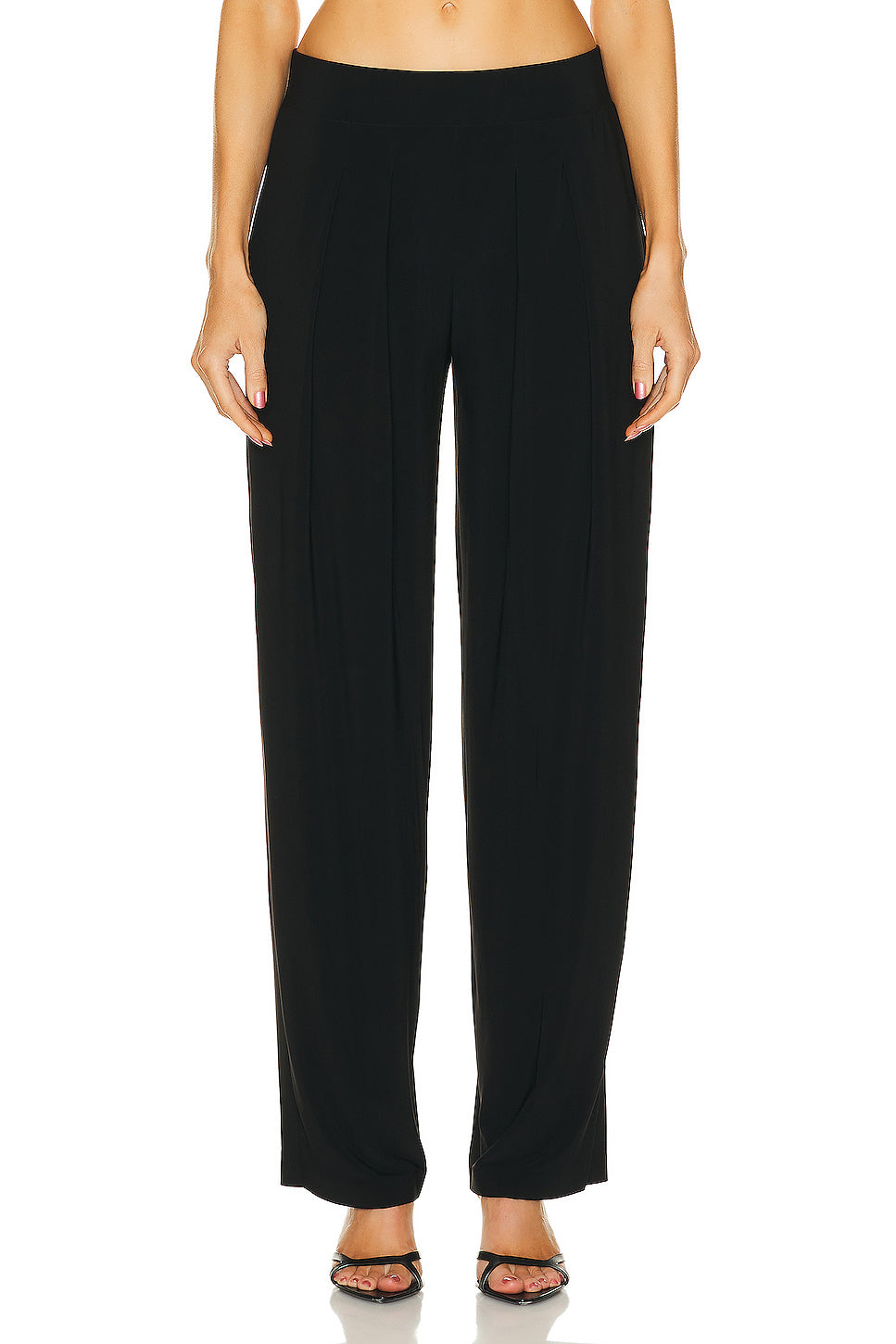 Low Rise Pleated Trouser