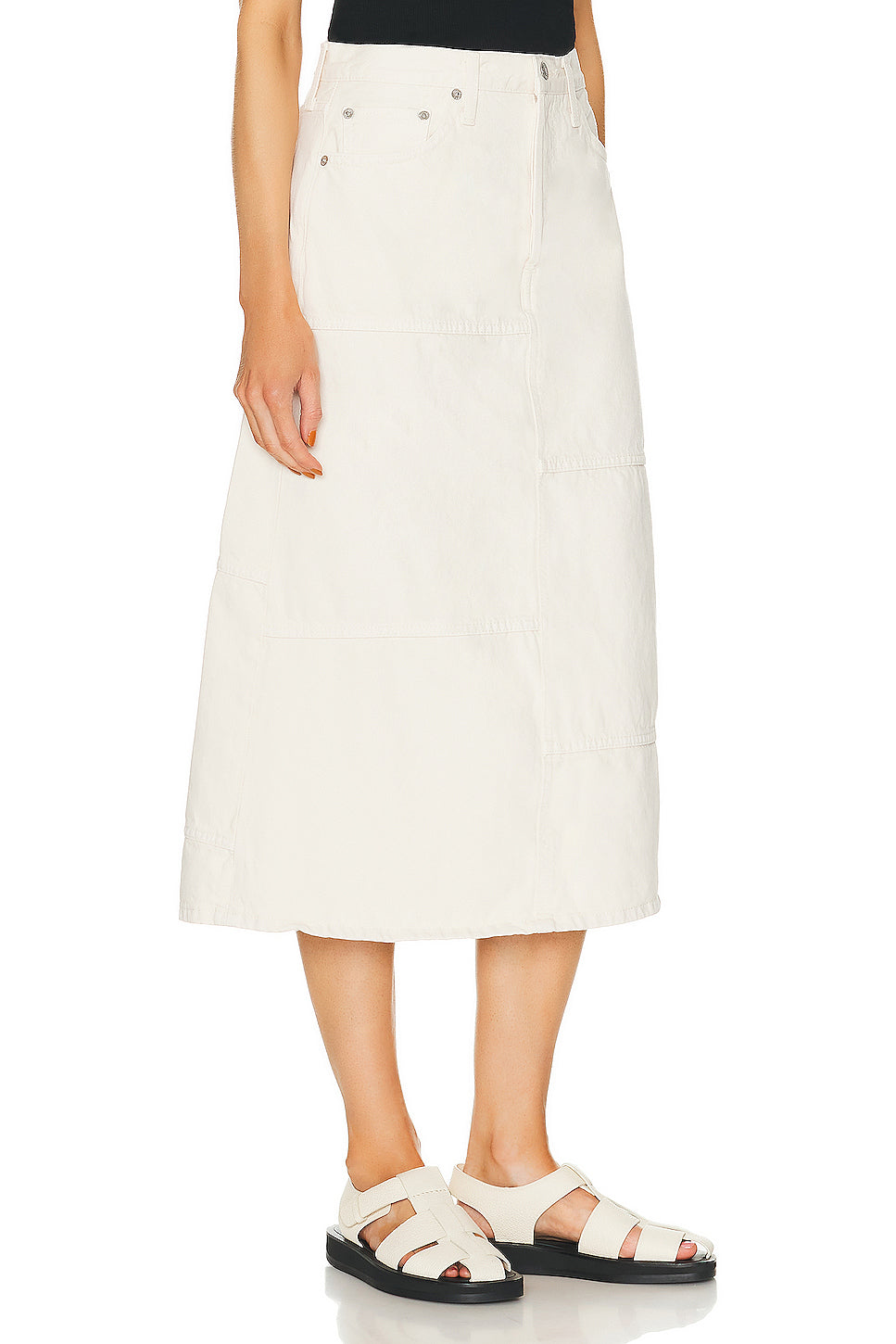 Mid Rise Seamed Skirt