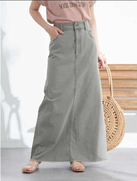 Body Slit Denim Skirt