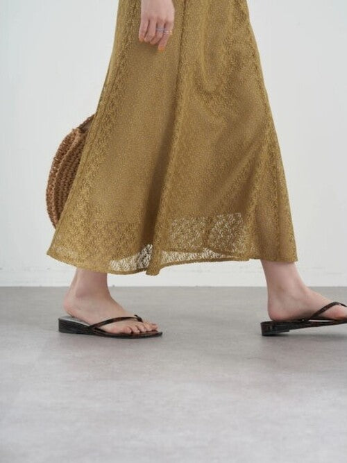 Leni Leaf Pattern Skirt