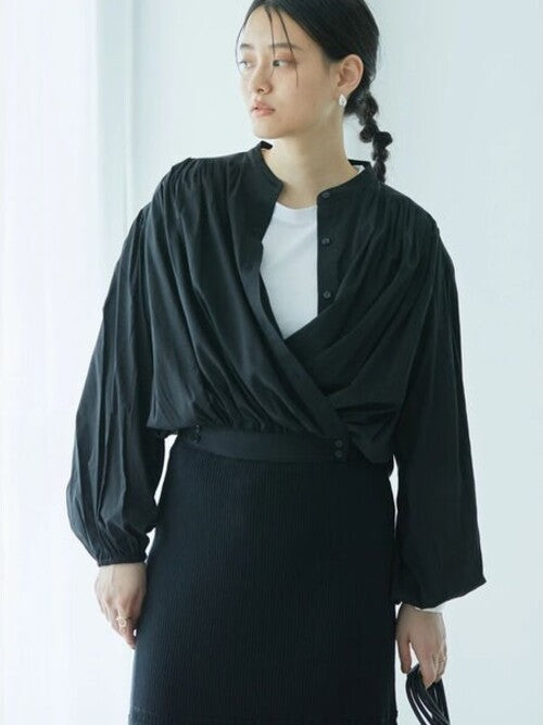 Hex Volume Sleeve Blouse