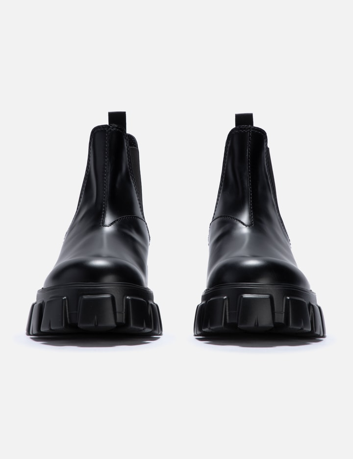 Monolith Chelsea Boots